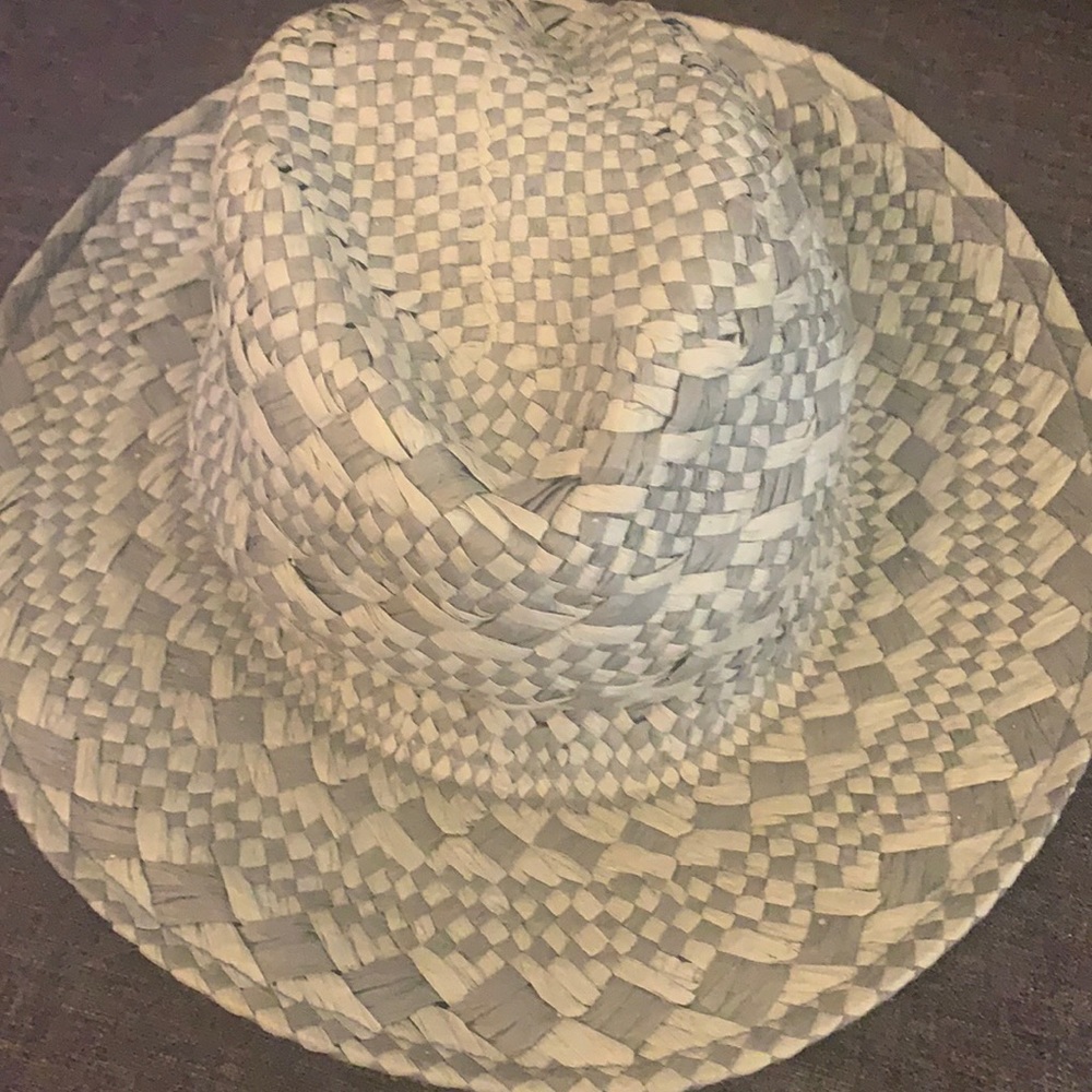 Straw hat